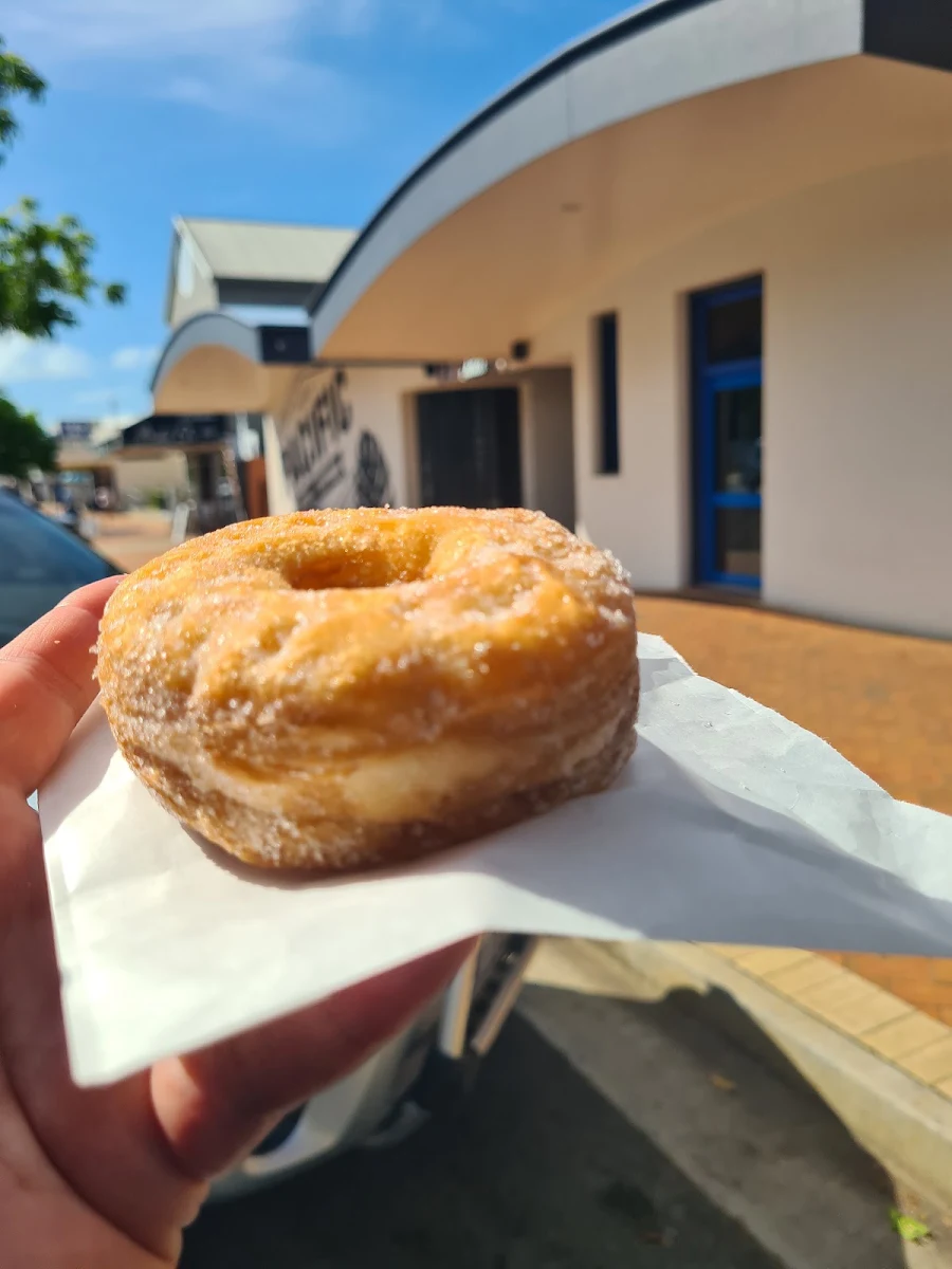 Cruffin, Baked On 44 French bakery and delicatessen