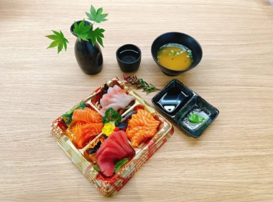 Highlights, Totem Sushi & Oyster