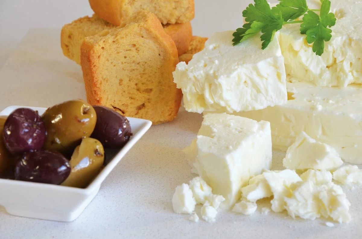 Highlights, Athena Delicatessen