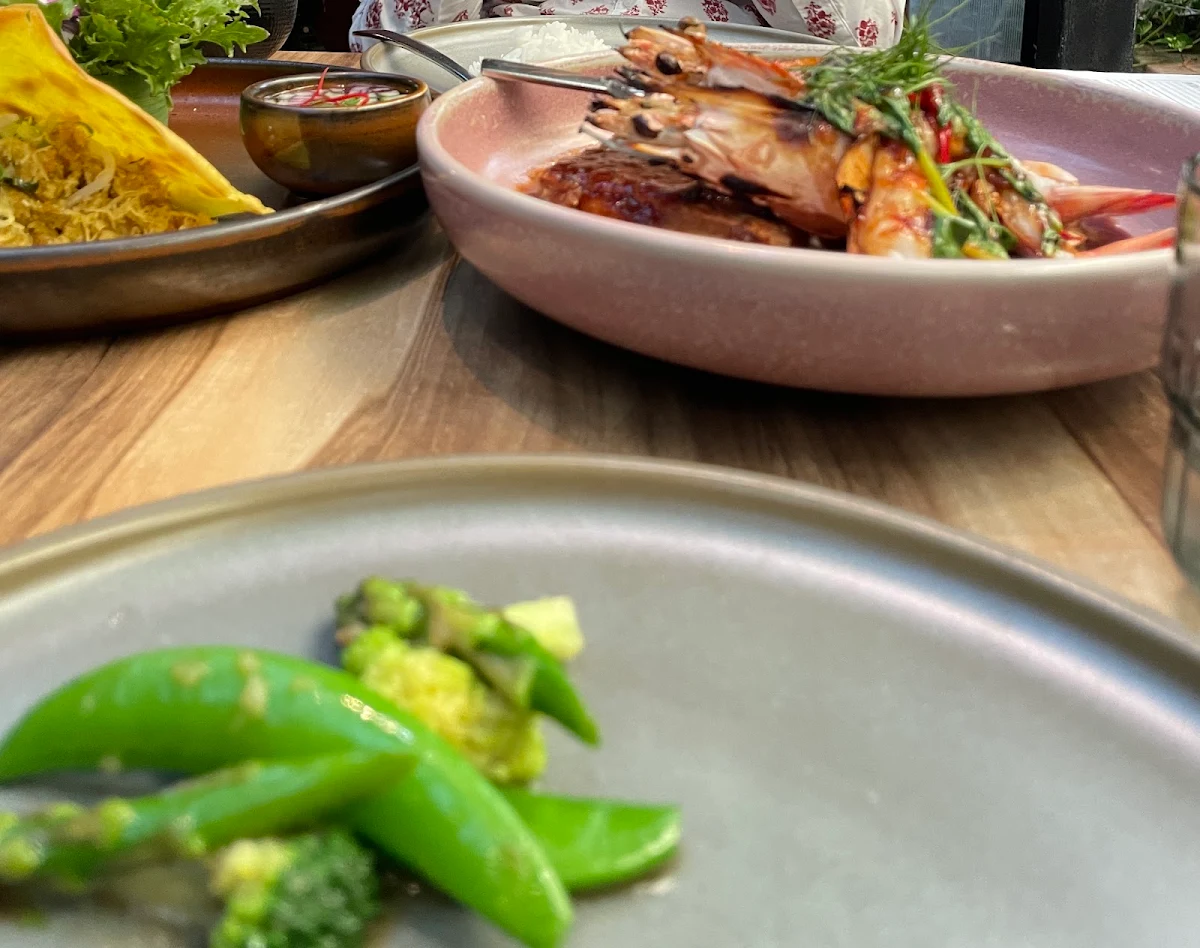 Nice Seafood, Itsara