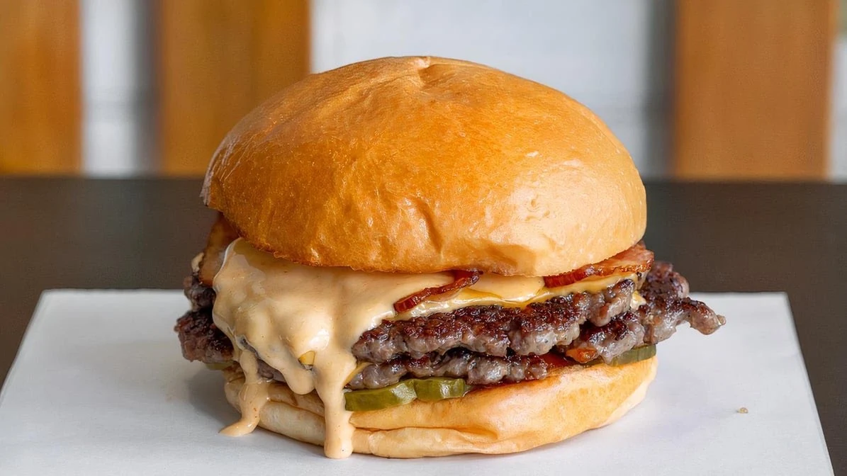 Double Cheeseburger, 1090 Burger