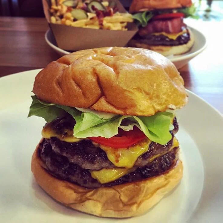 Highlights, 1090 Burger