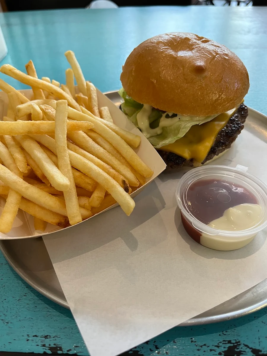 Highlights, 1090 Burger