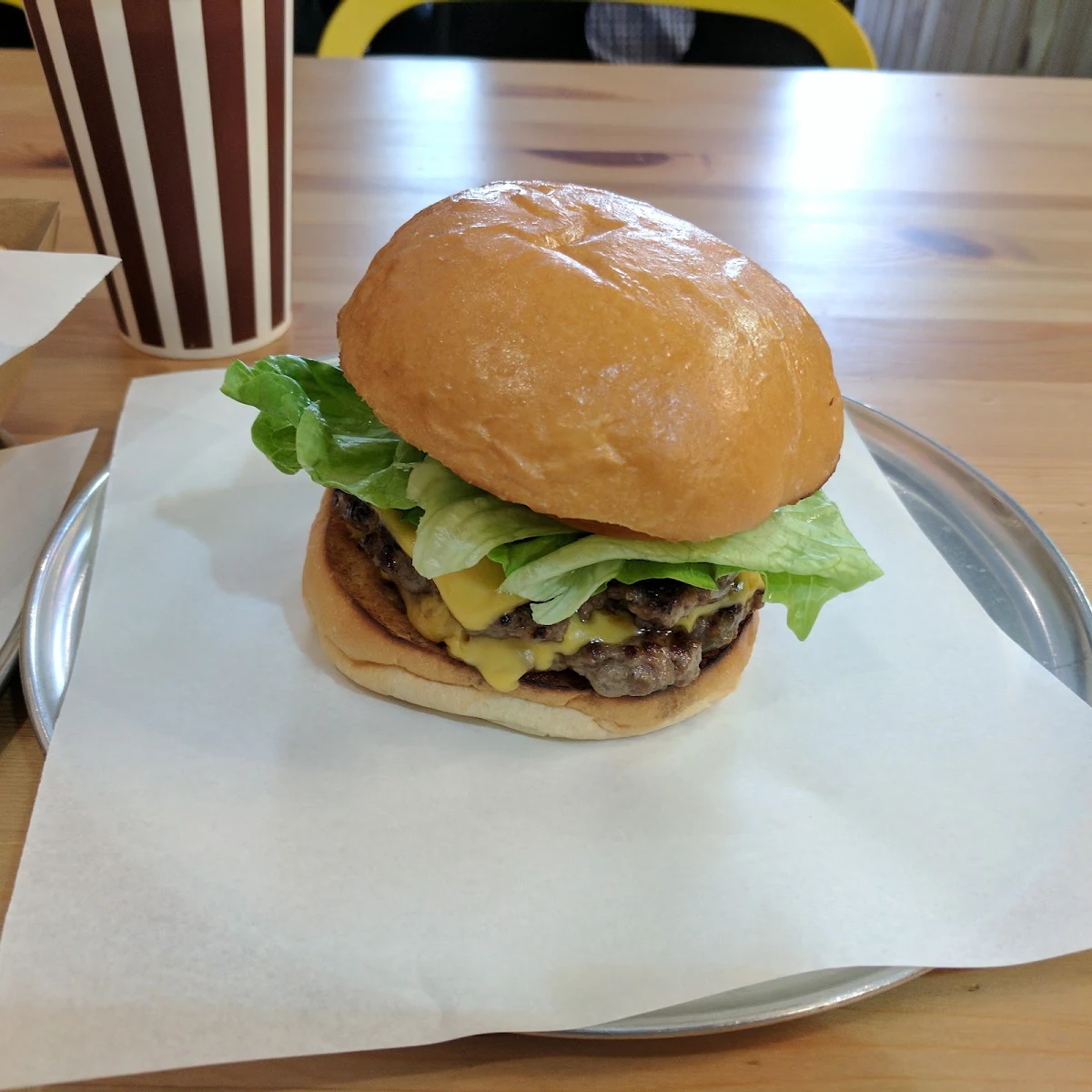 Highlights, 1090 Burger