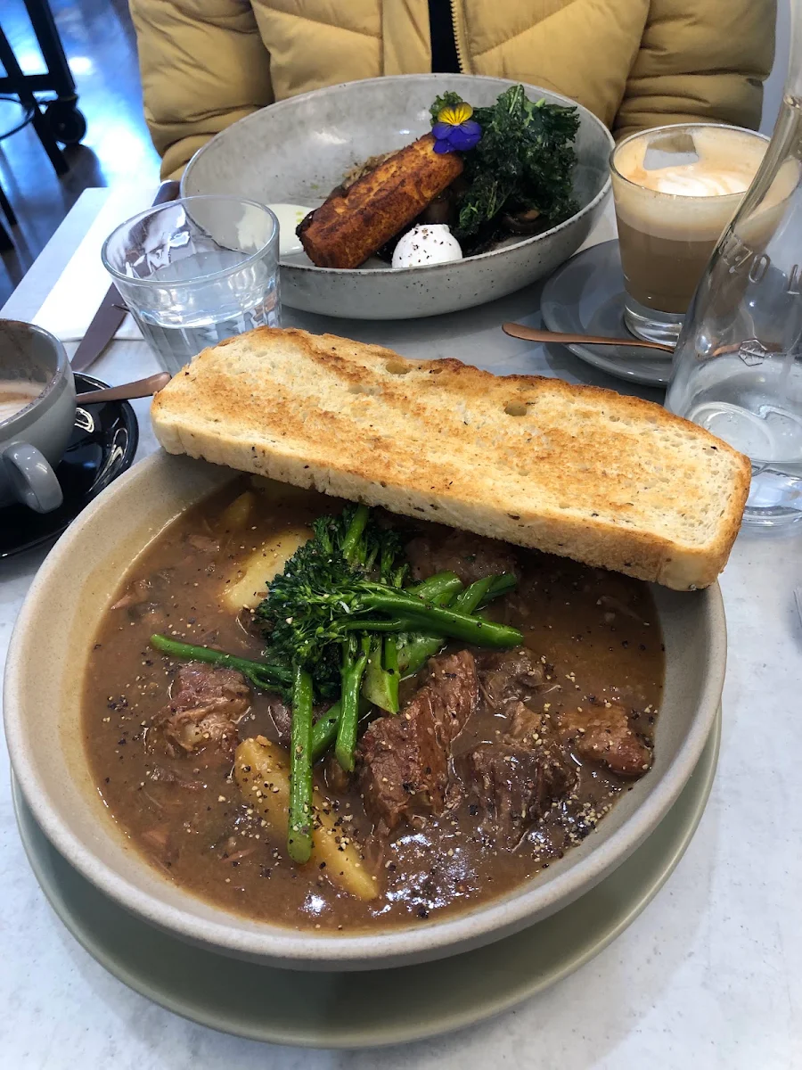 Beef Bourguignon, Cafe Latte