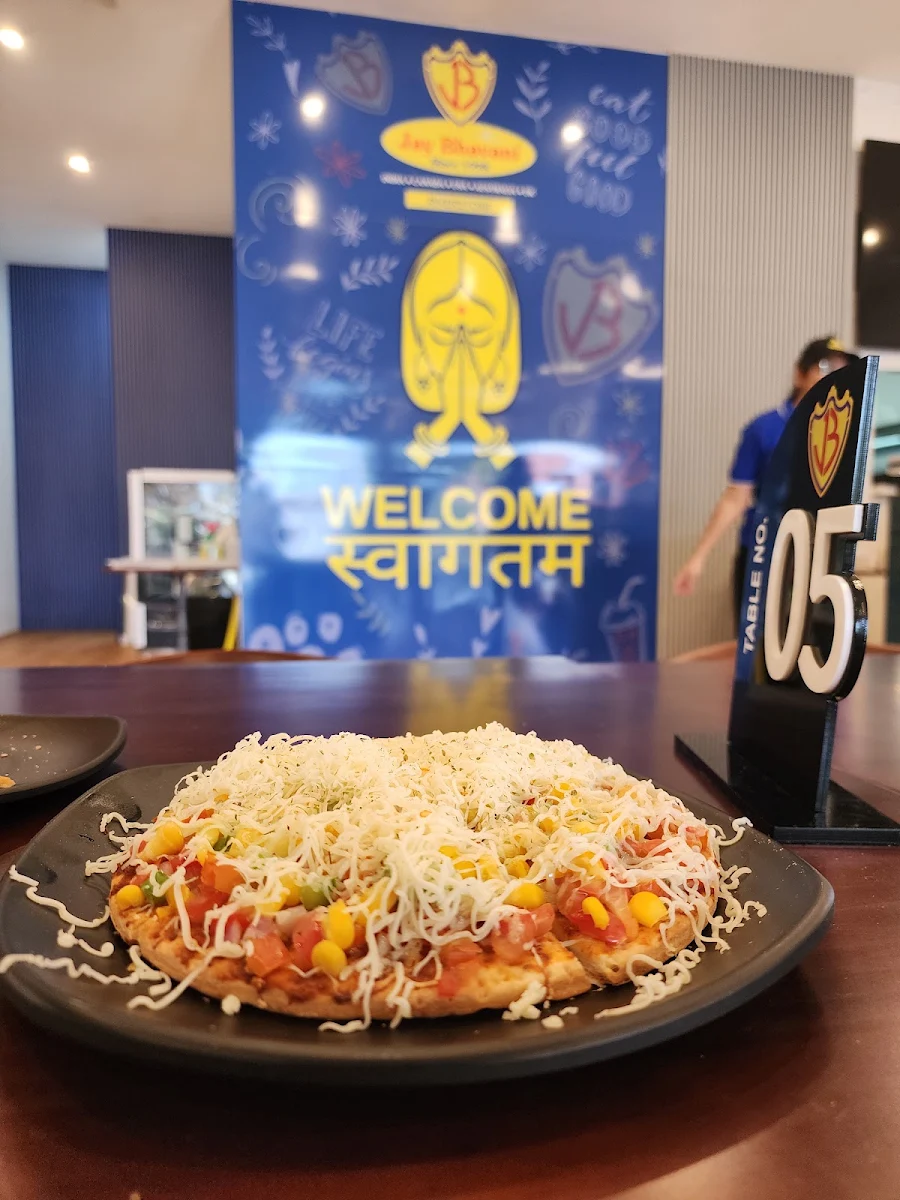 Italian Pizza 7 Inch Indian Street Style Pizza
