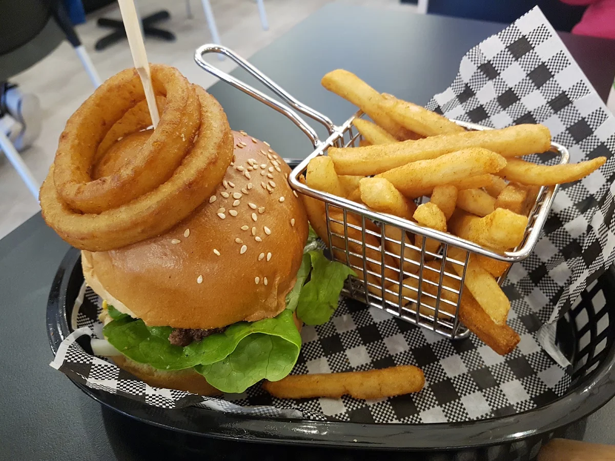 400 Burger