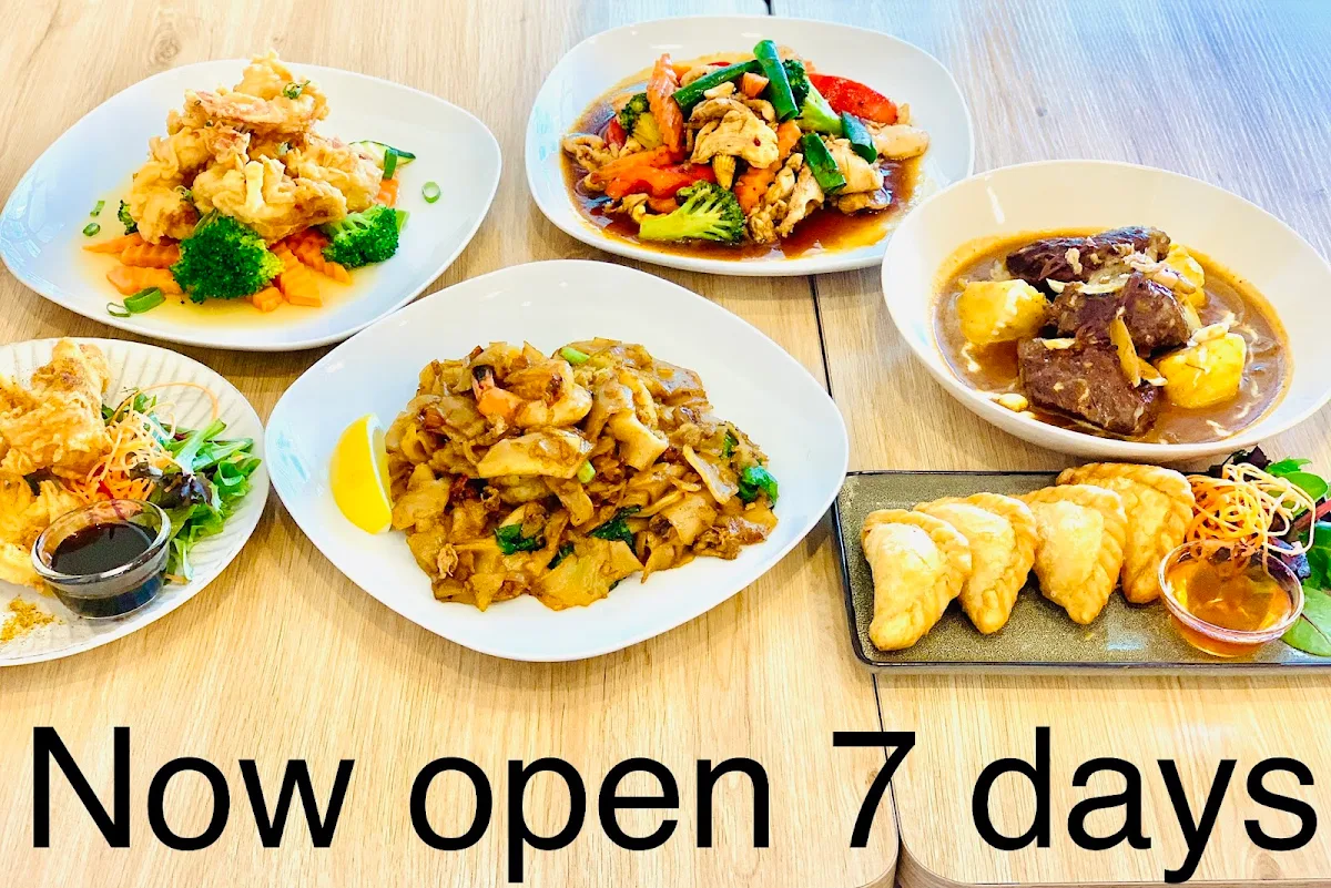 Highlights, Giant Thai Restaurant
