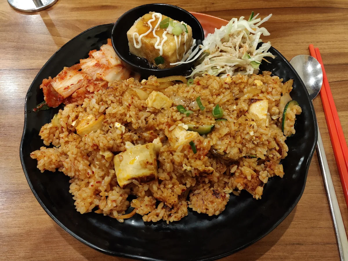 Fried Rice Tofu with Mixed Vegetables