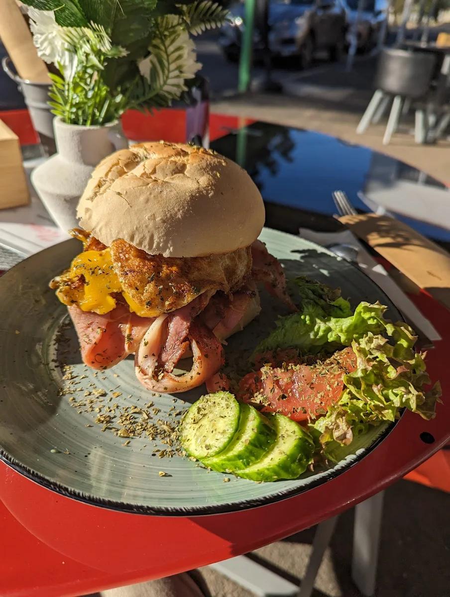 Highlights, Heike's Cafe