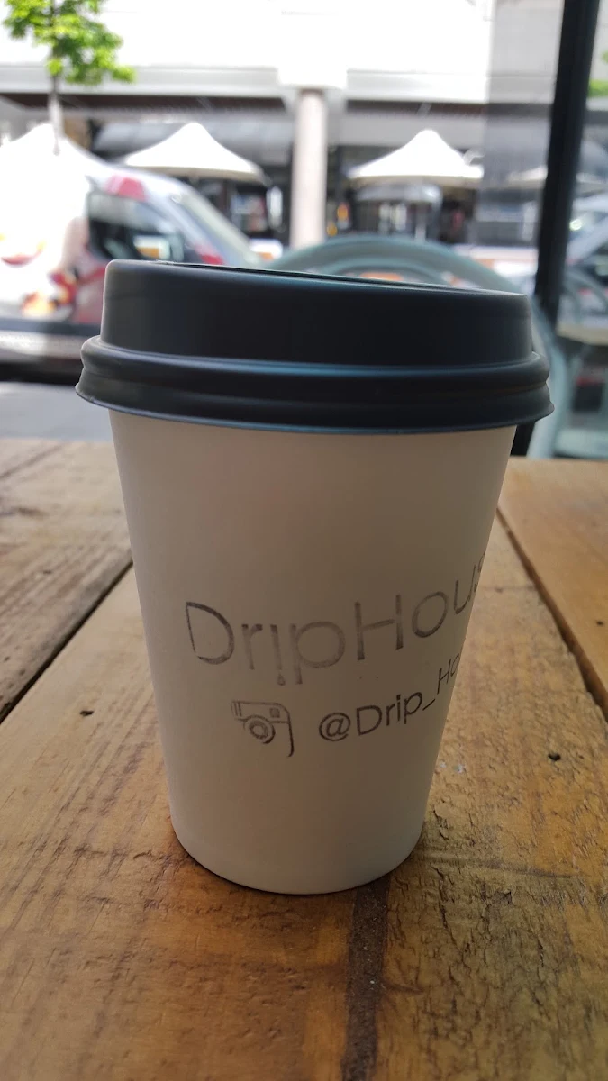 Flat White Small, DripHouse
