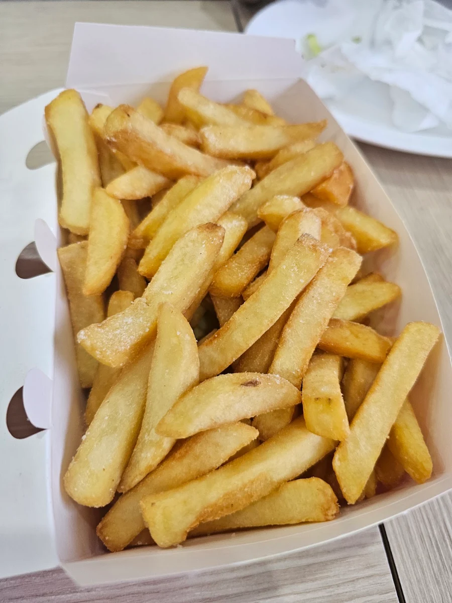 Large Chips, Bunbury Kebab And Pizza