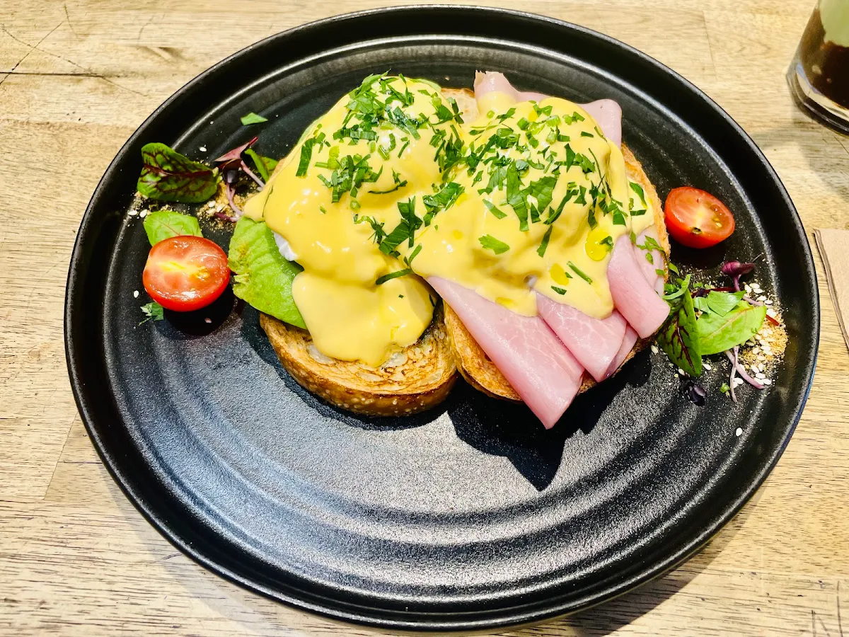Eggs Benedict, Sugarbaby Cafe Randwick