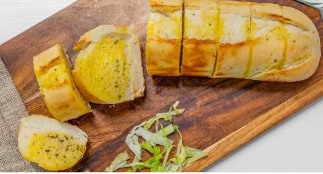 Garlic Bread, Kings Kebab & Pizza