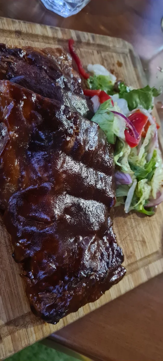 Ribs, Royal Standard Hotel