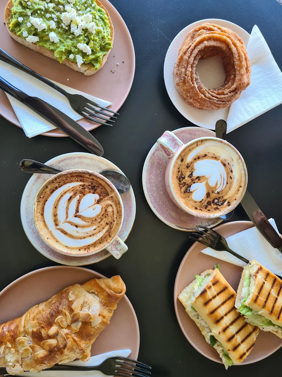 Highlights, That Coffee Place