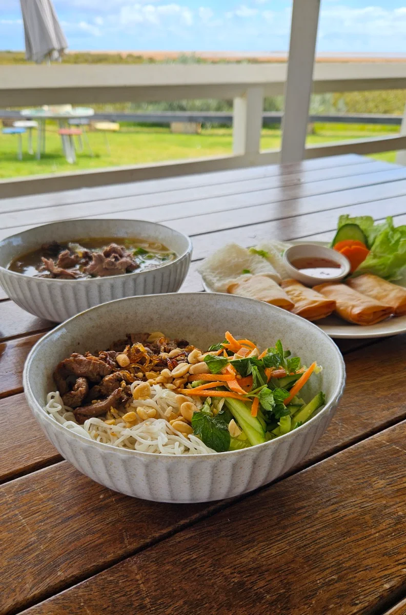 Highlights, Kestrel Cafe