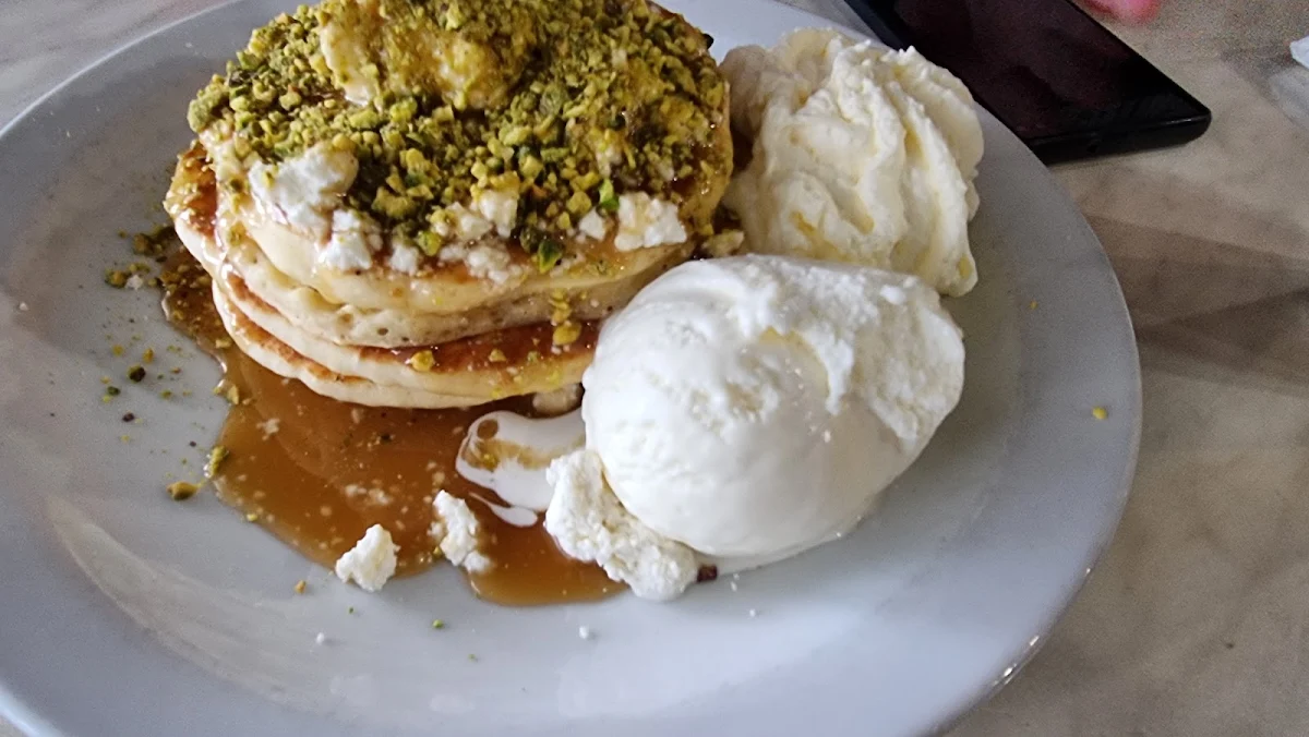 Pacakes, Moe's Cafe Pancake & Grill Glendale