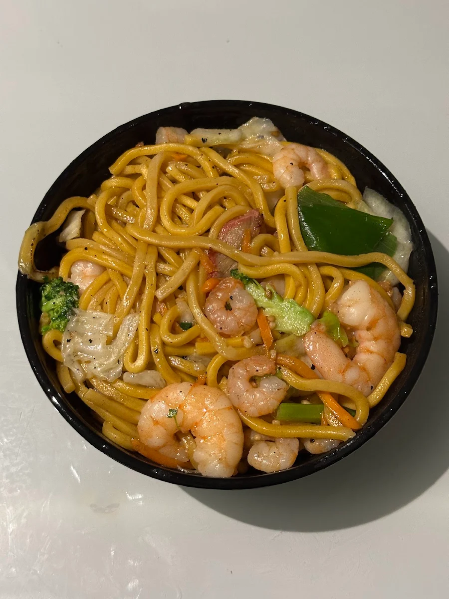 Highlights, Green Joe Wok & Sushi