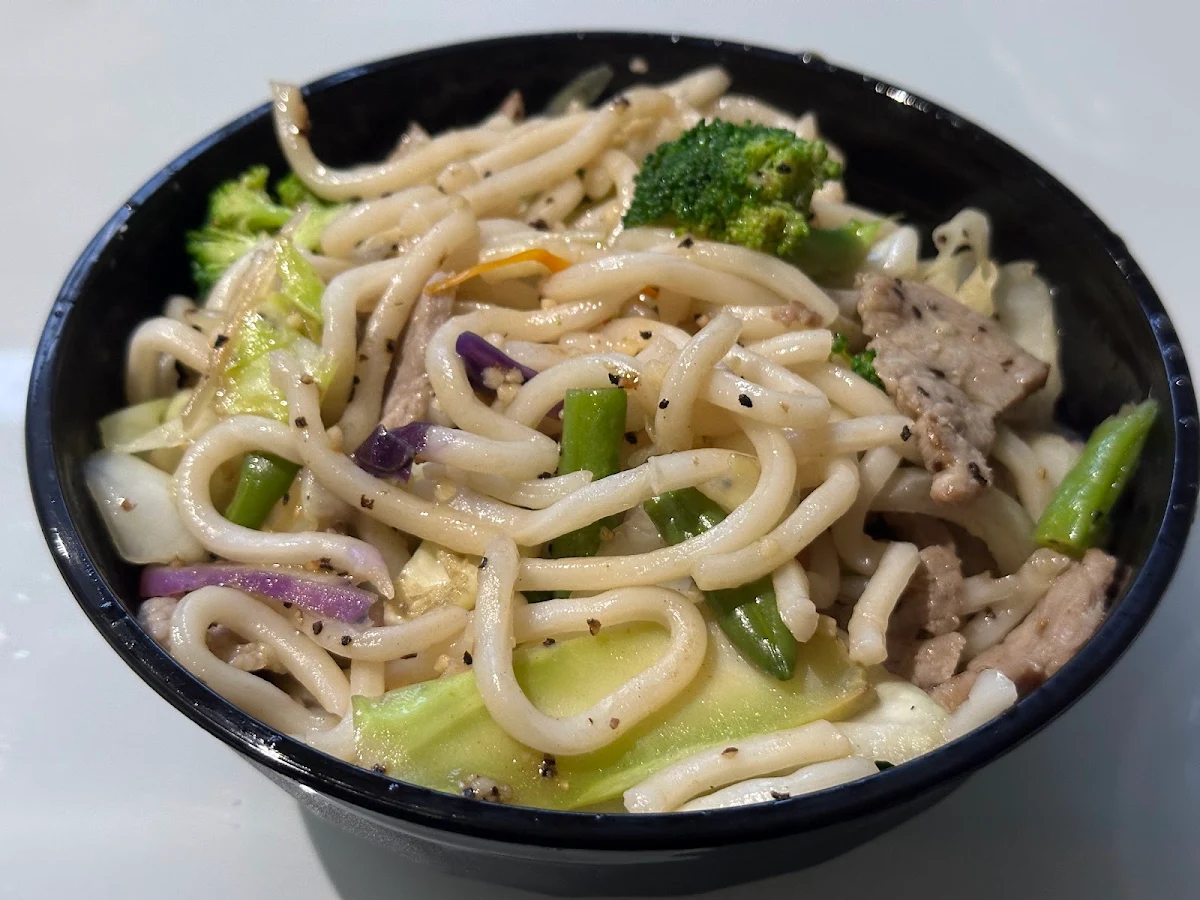 Highlights, Green Joe Wok & Sushi