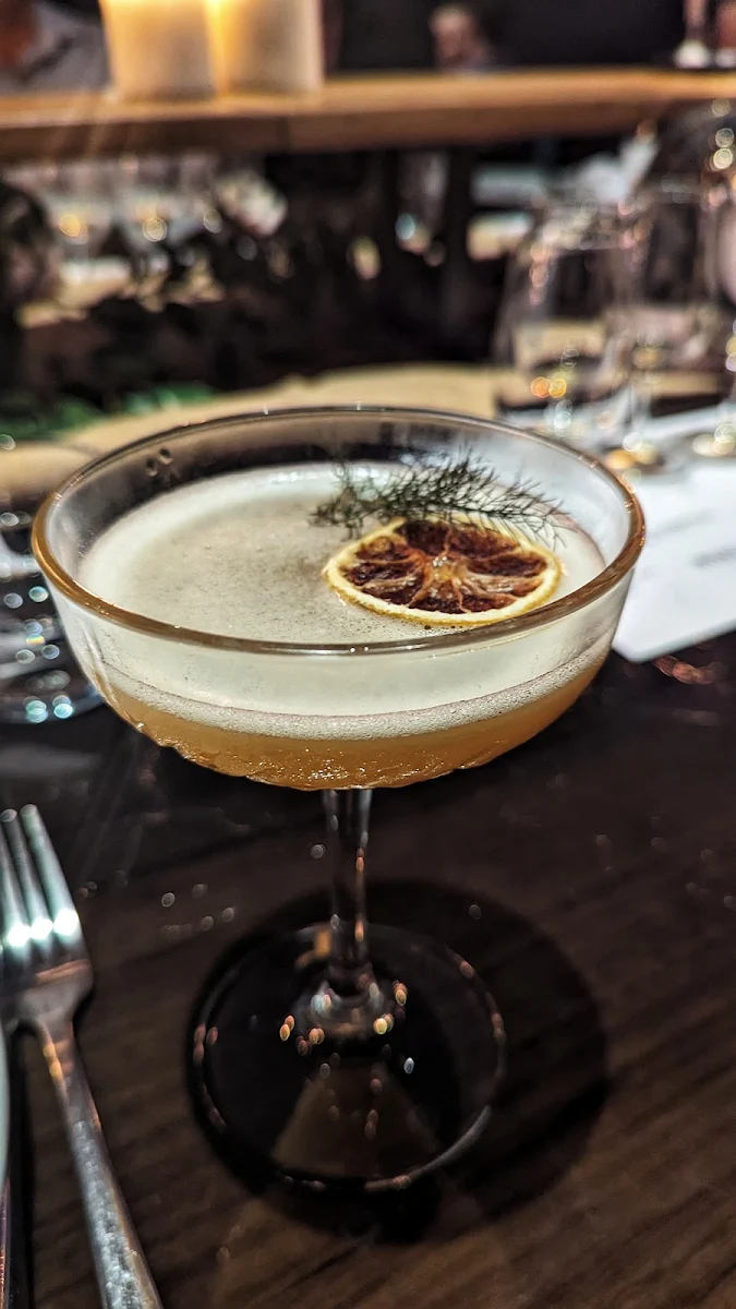 Highlights, Stratton Bar and Kitchen