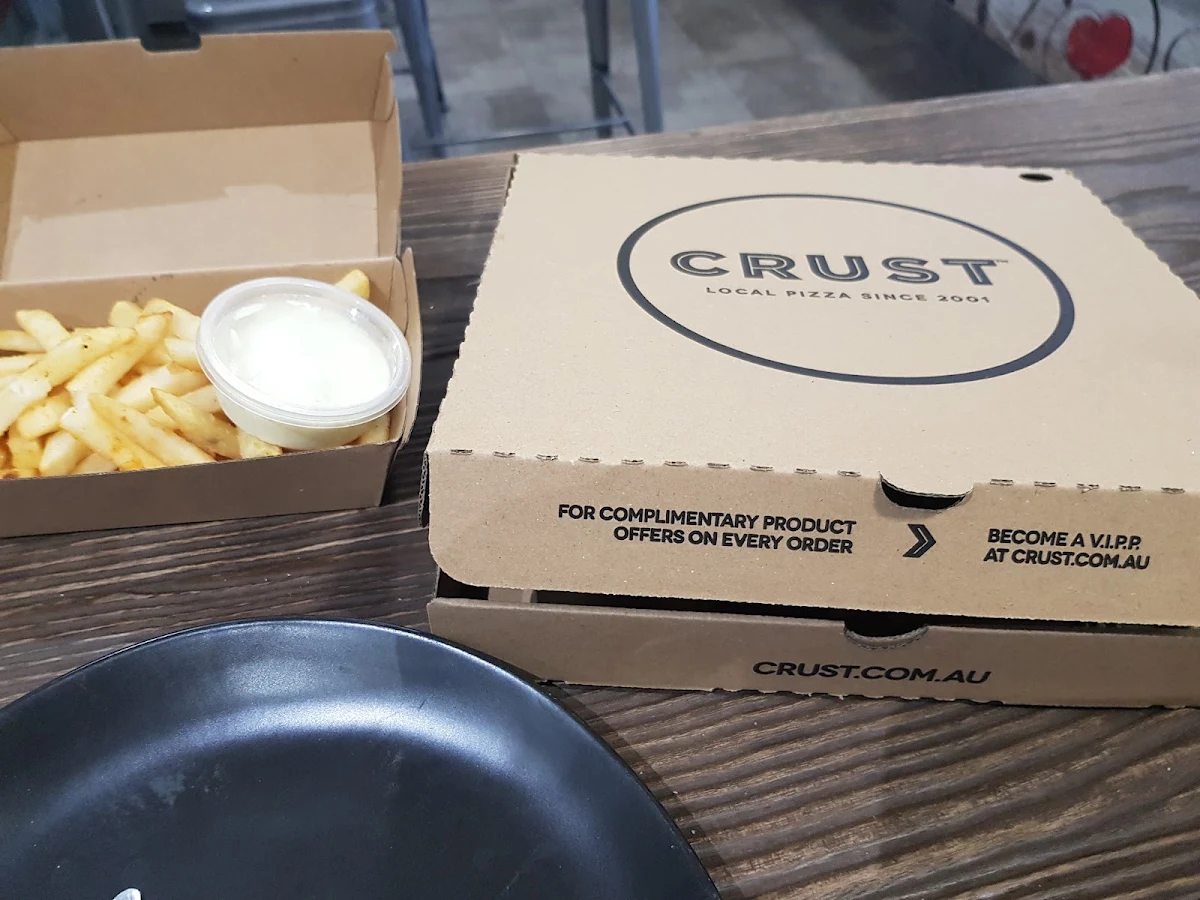 Fries and Garlic Sauce