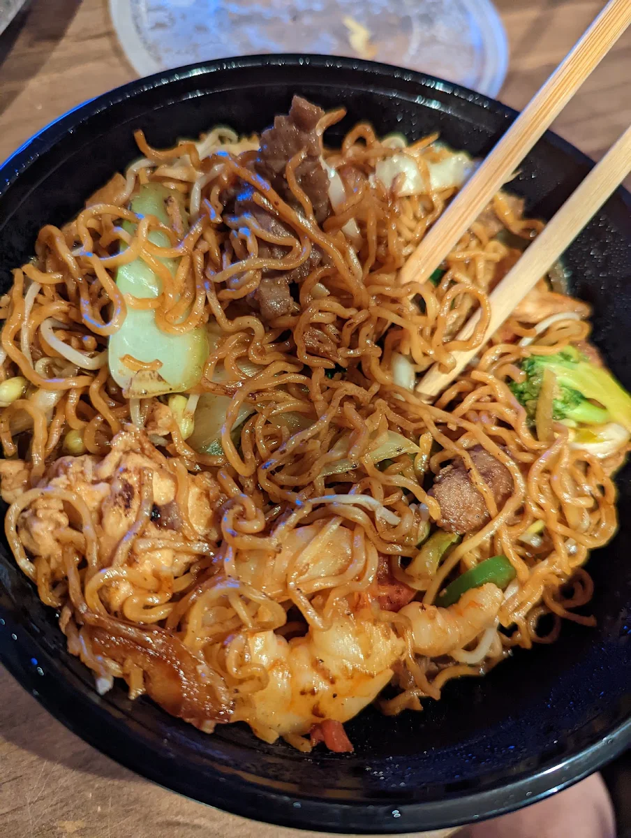 Combination Noodle, Noodle Paradise