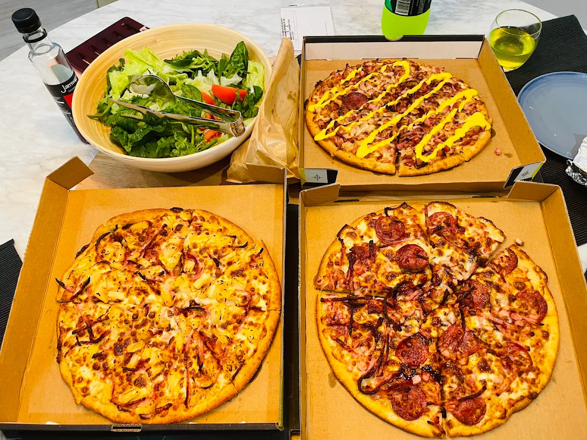 Highlights, 3 Black Bears Pizza Upper Mt Gravatt