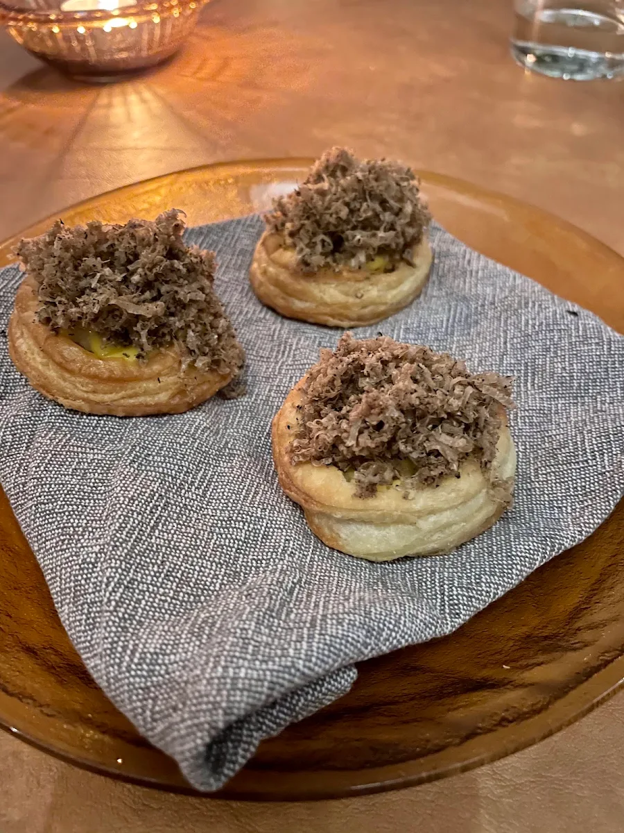 Vol Au Vent, Dier Makr