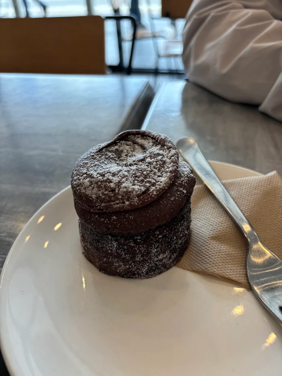 Highlights, Gloria Jean's Chirnside Park L01