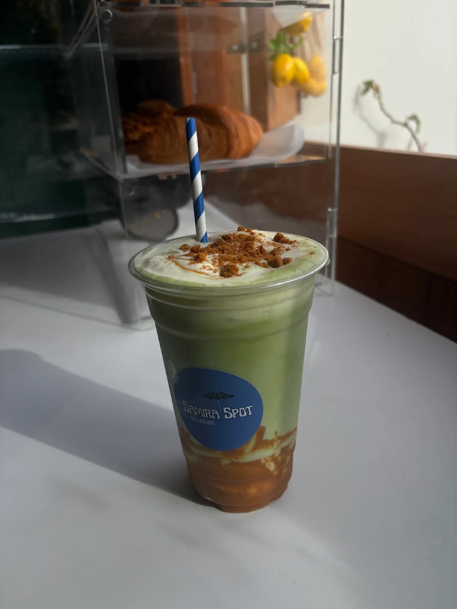 Highlights, Coffee Corner Cafe