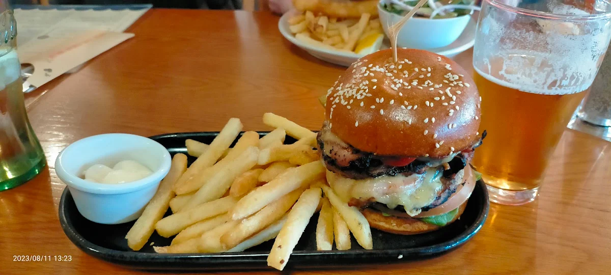 Hamburger, Rex Hotel