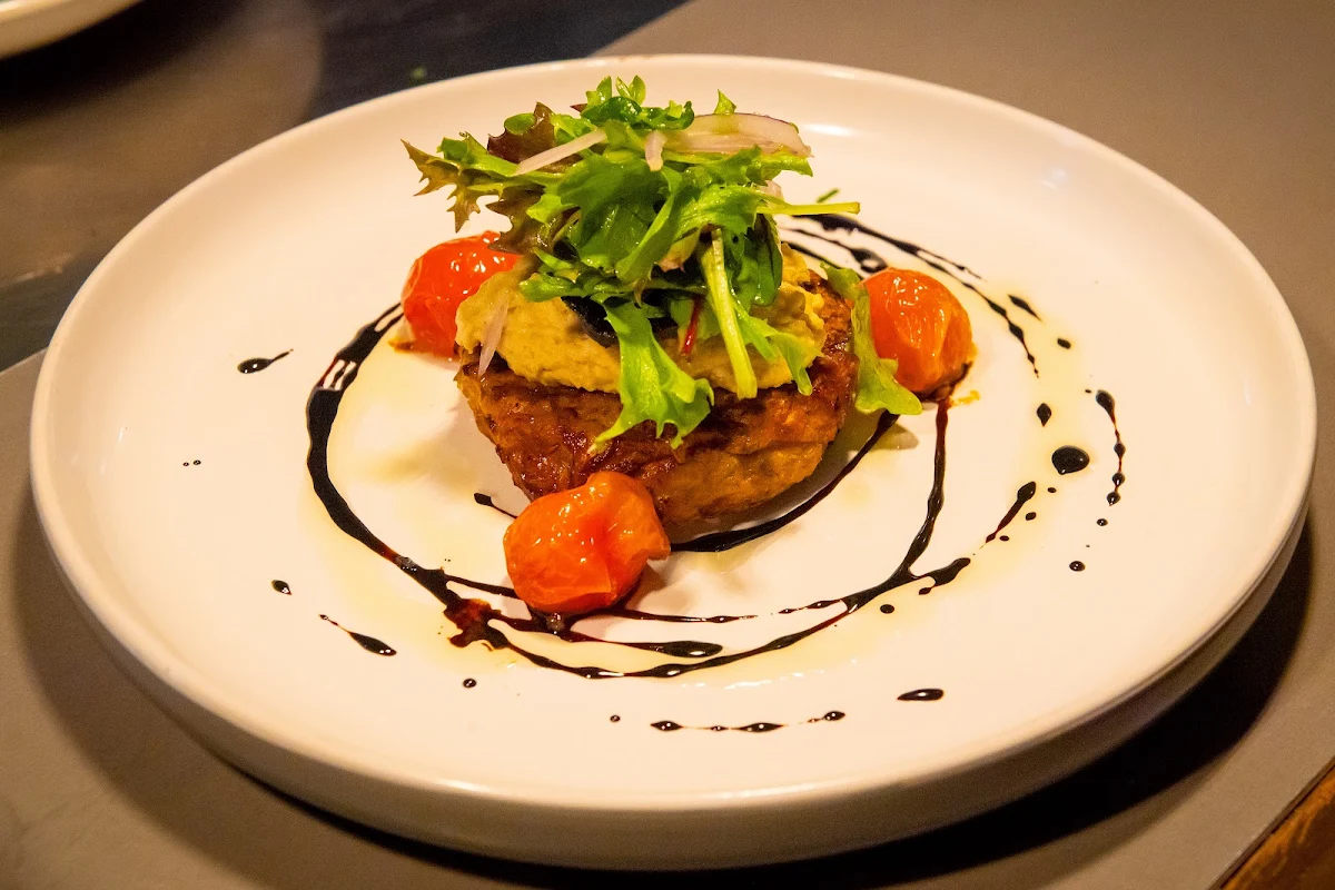 Entrees & Mains