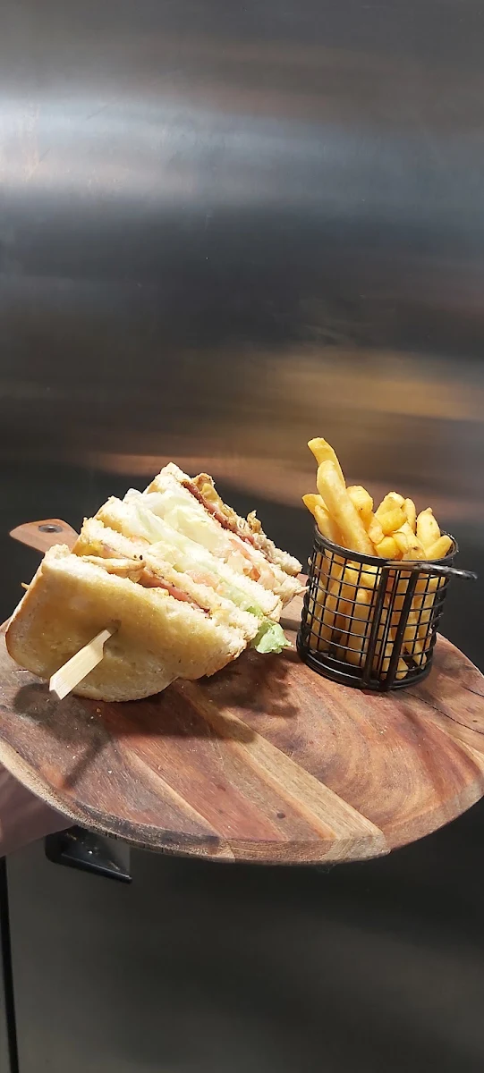 Degani Club Sandwich