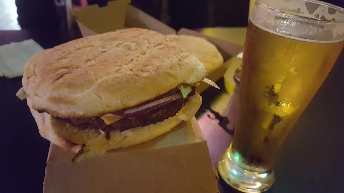 Highlights, Mustang Bar