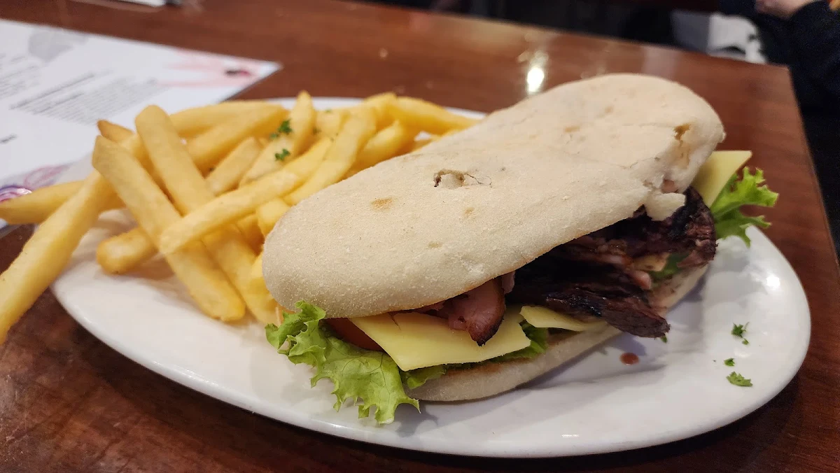 Steak Sandwich, Kensington Tavern