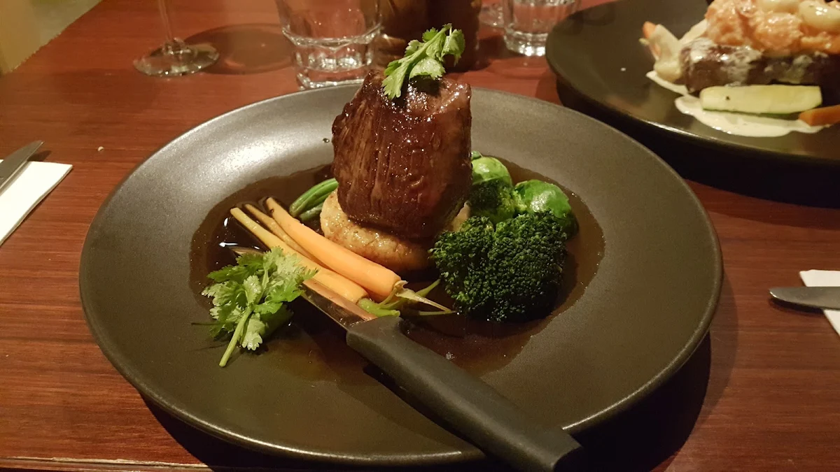 Highlights, Grand Pacific Hotel Lorne