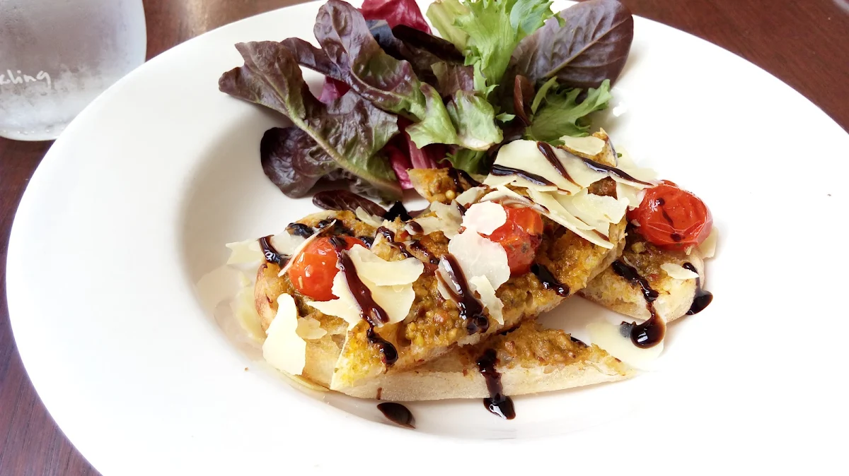 Highlights, Grand Pacific Hotel Lorne
