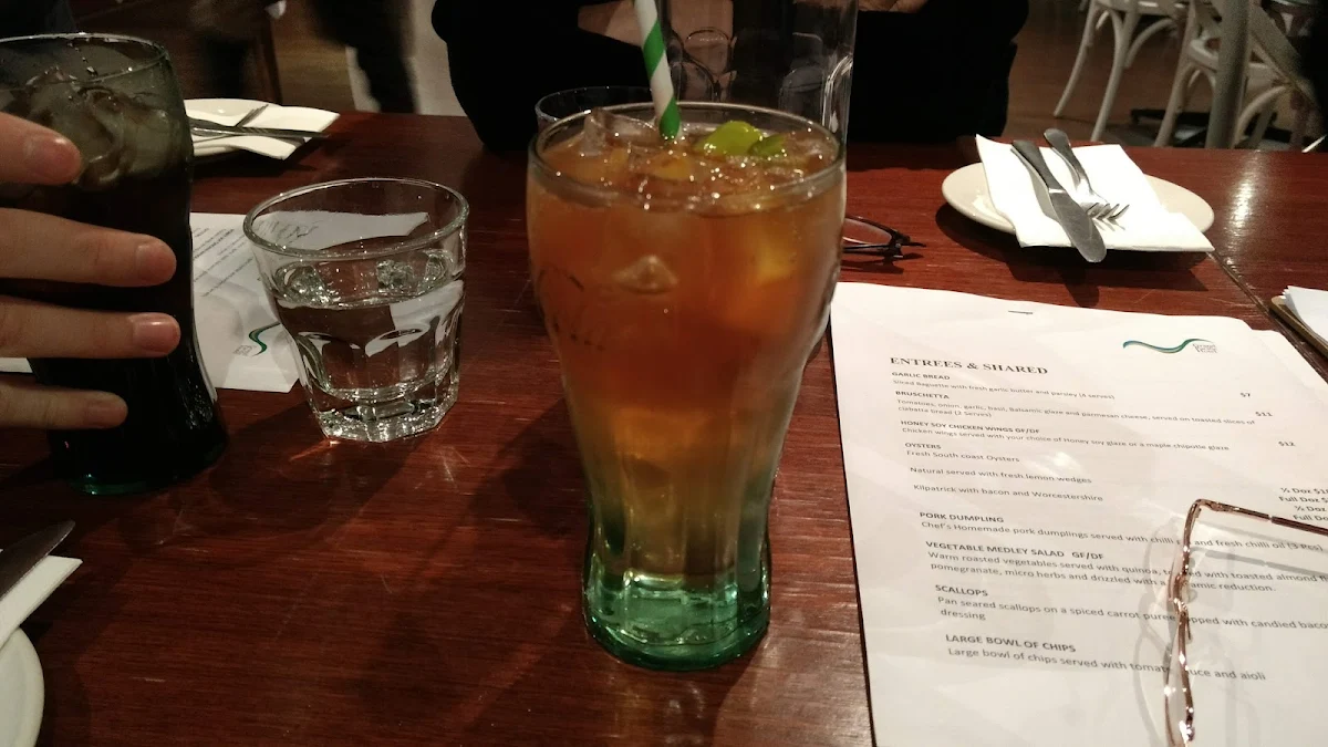 Lemon Lime and Bitters, Grand Pacific Hotel Lorne