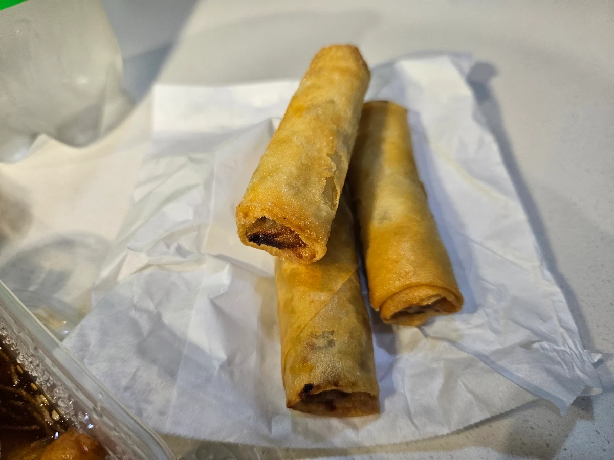 Spring Rolls, Jacky and Jessicas kitchen