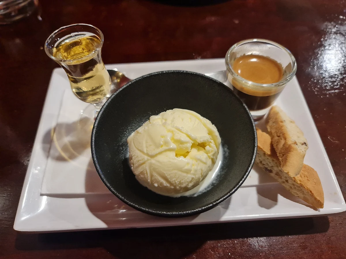 Affogato, Amici