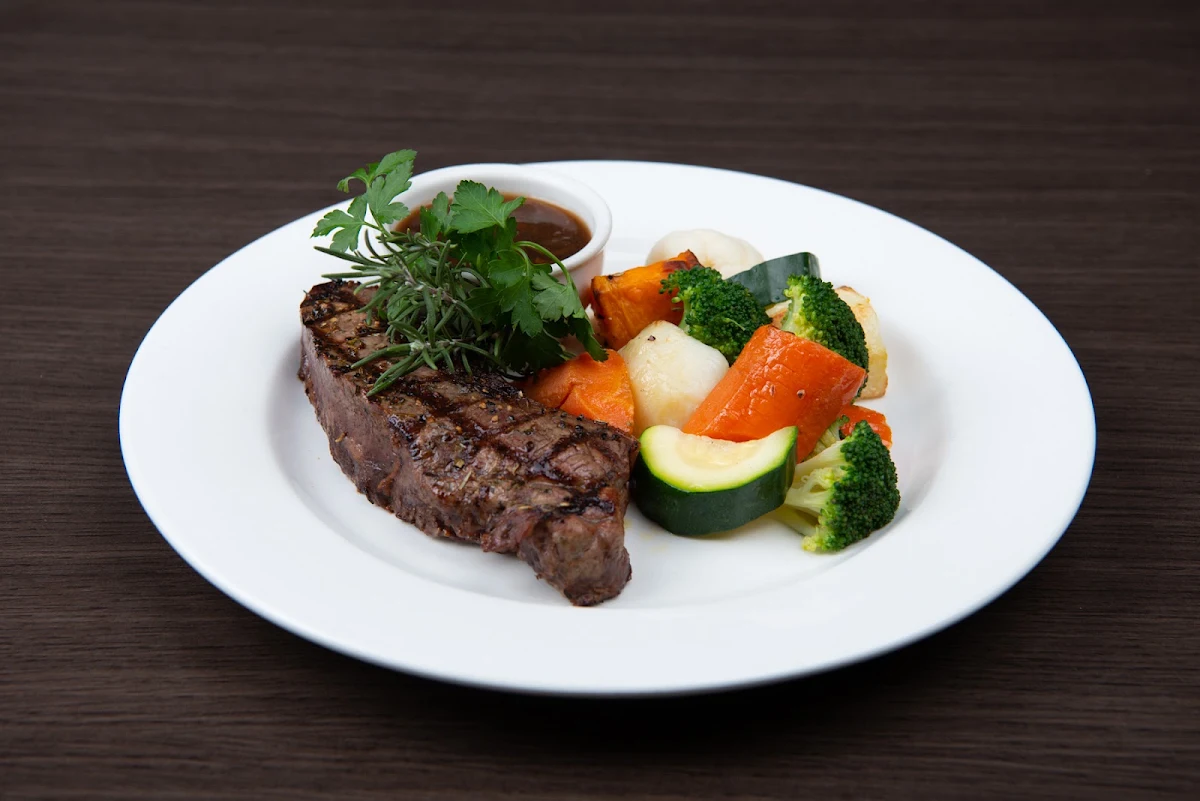 Highlights, Gully Bistro @ Green Gully Soccer Club