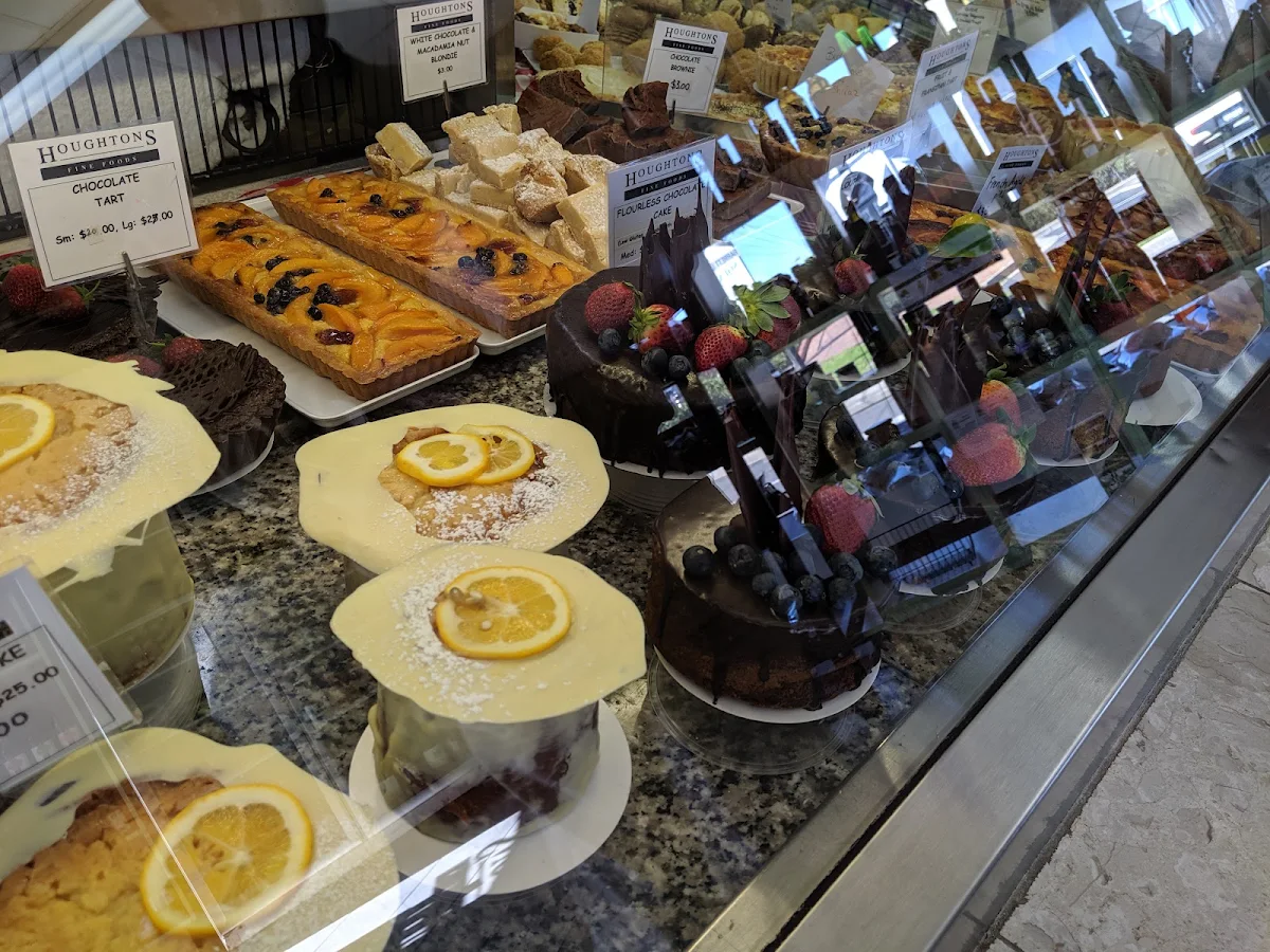 Highlights, Houghtons Food Store