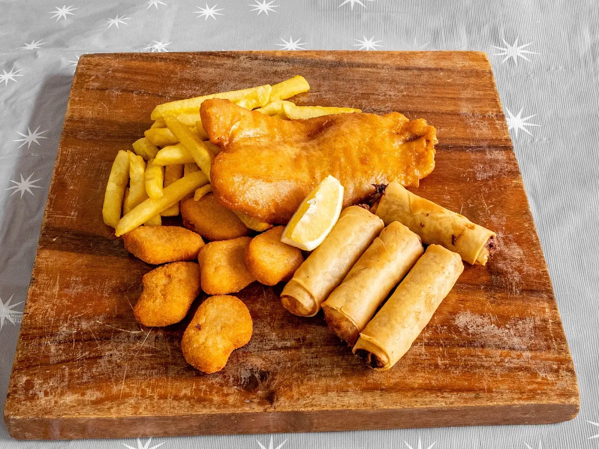 Fish & Chips, Ellena Takeaway & Pizza Bar