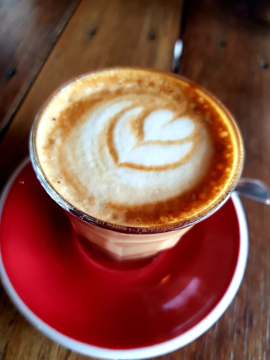 Piccolo, Isla’s cafe