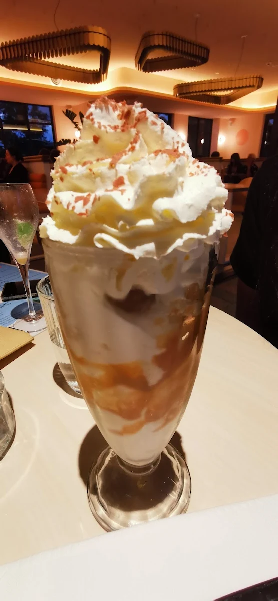 Banoffee Sundae, SUNSET DINER