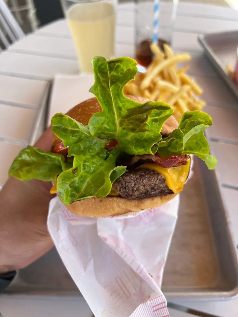 Luxe Burger, SUNSET DINER