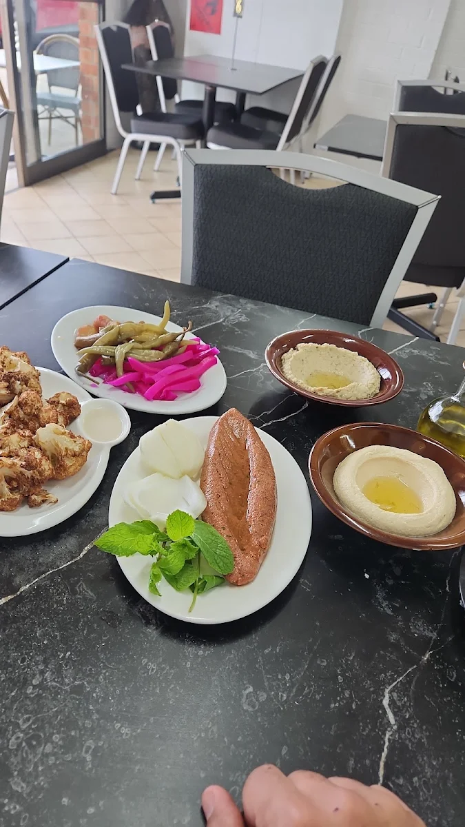 Highlights, Abu Adam's Restaurant