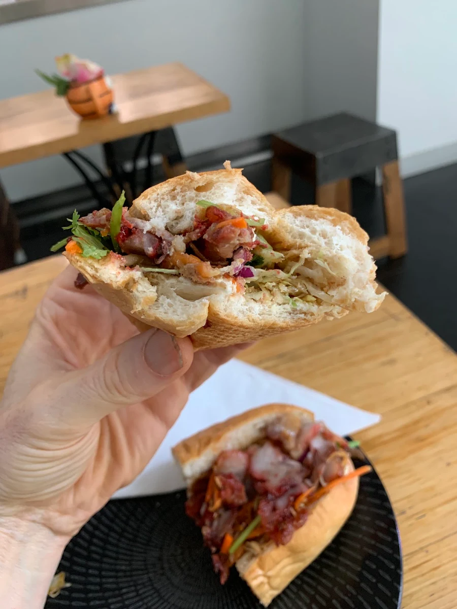 Highlights, Scooter Cafe