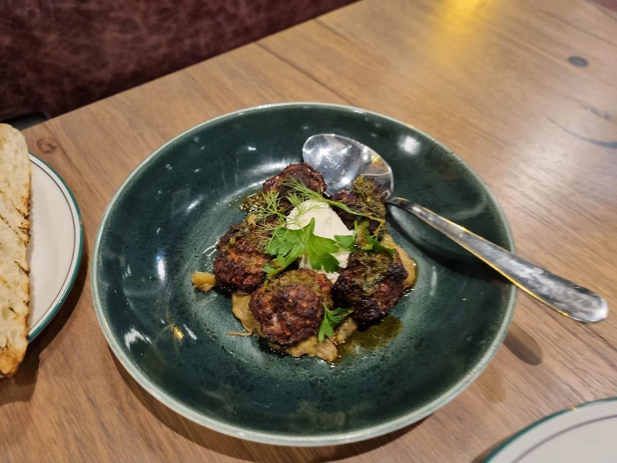 Meatballs, Teller
